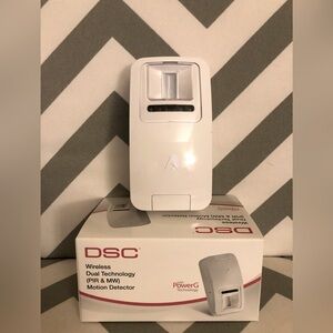 DSC Wireless Motion Detector